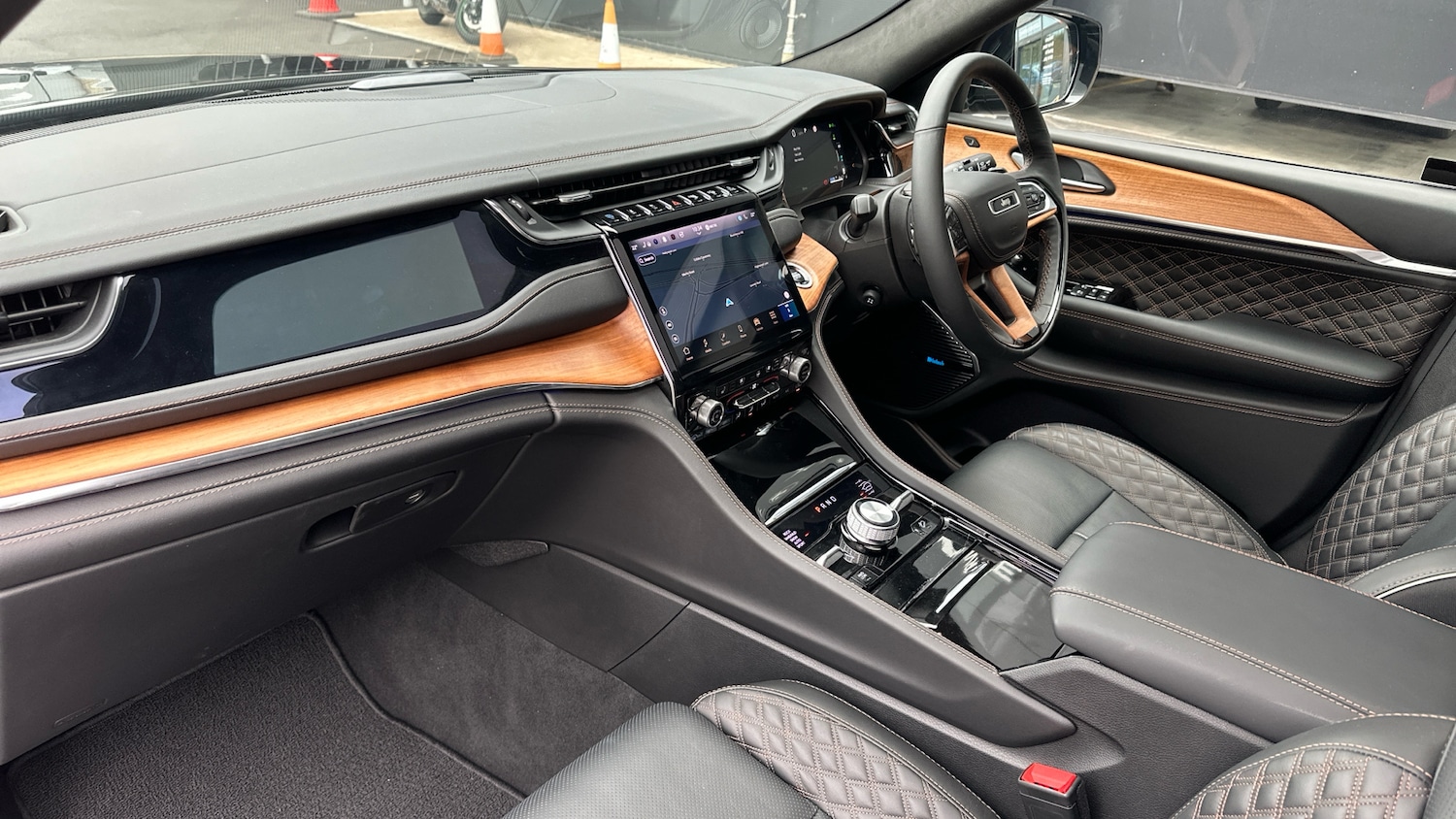 Used Jeep Grand Cherokee 2025 for sale - 76248421: Photo 12