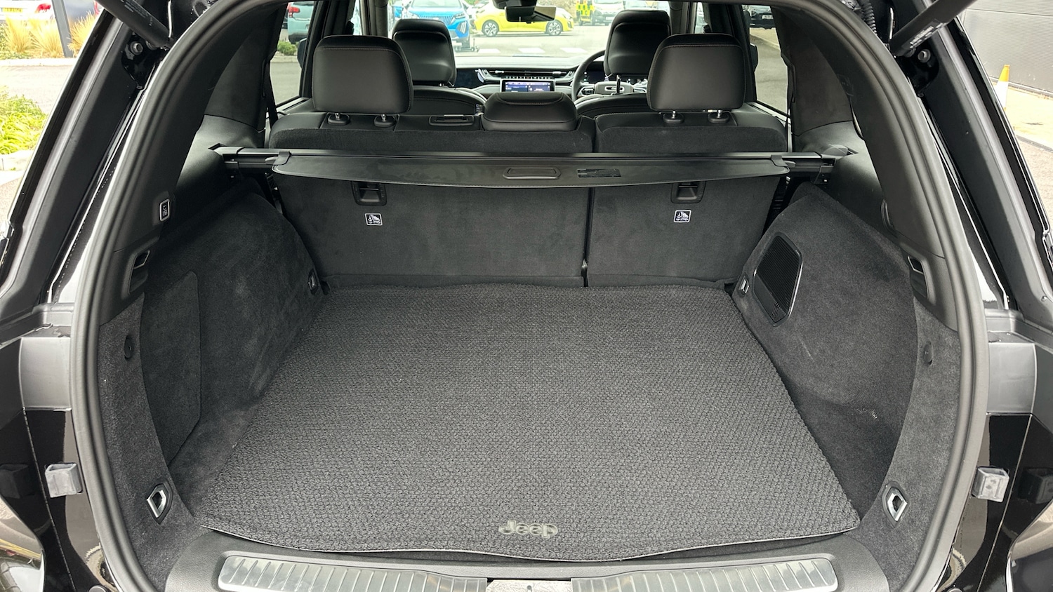 Used Jeep Grand Cherokee 2025 for sale - 76248421: Photo 19