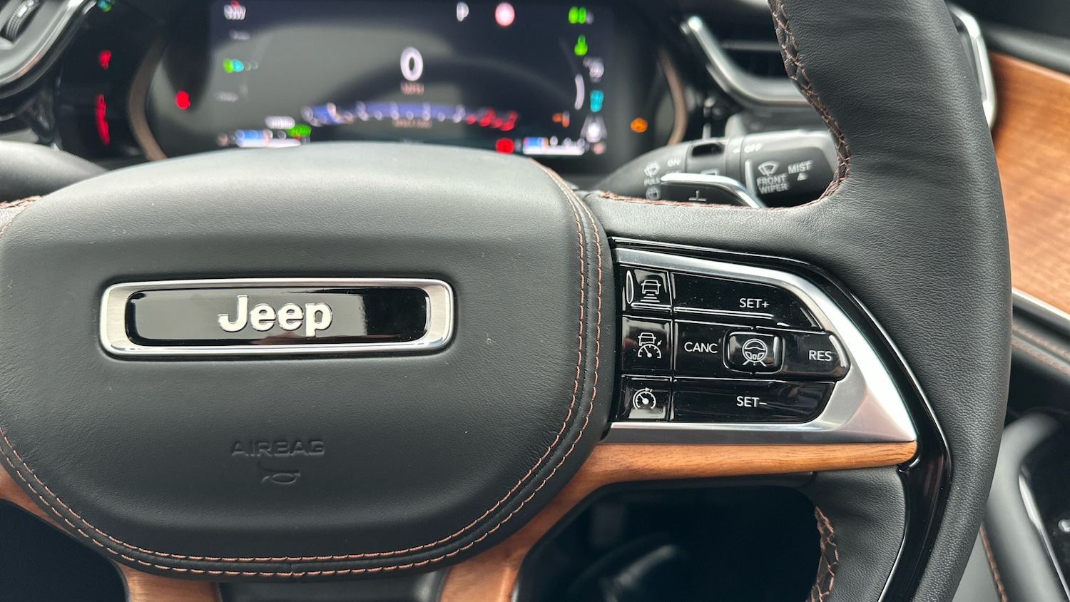 Used Jeep Grand Cherokee 2025 for sale - 76248421: Photo 24