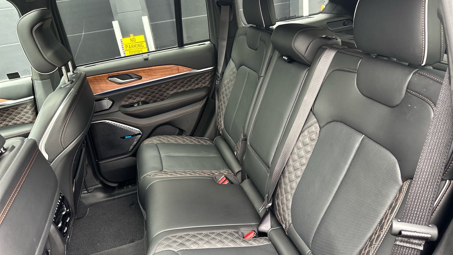 Used Jeep Grand Cherokee 2025 for sale - 76248421: Photo 33