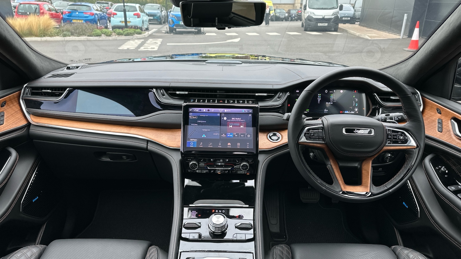 Used Jeep Grand Cherokee 2025 for sale - 76248421: Photo 4