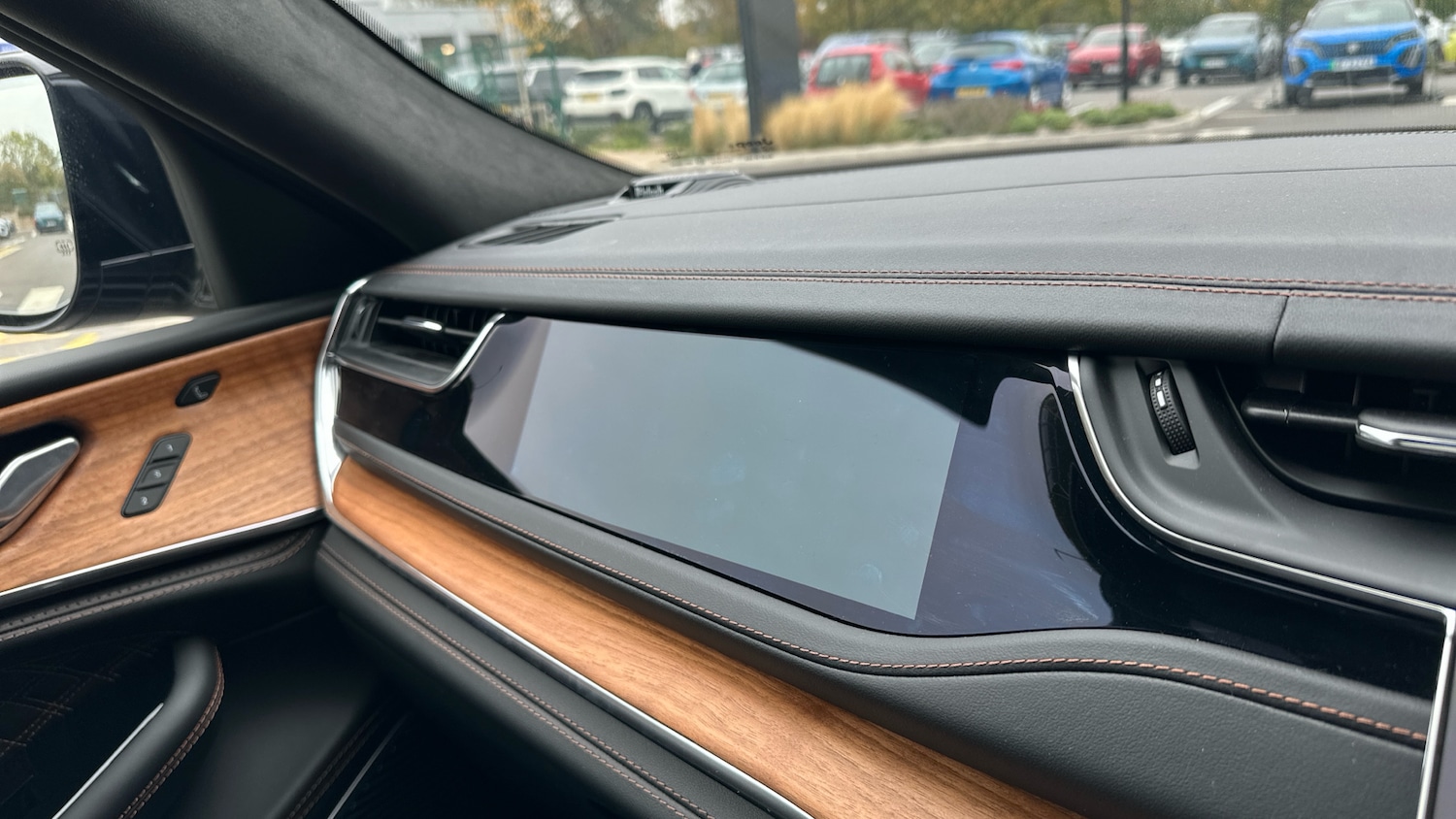 Used Jeep Grand Cherokee 2025 for sale - 76248421: Photo 69