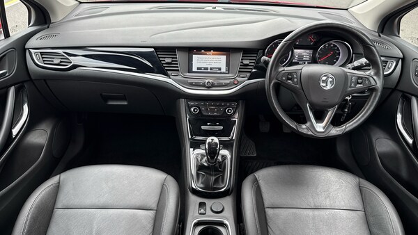 Used Vauxhall Astra 2017 for sale - 76153979: Photo 4
