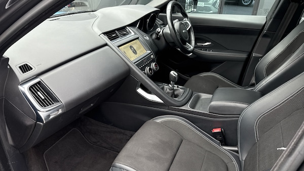 Used Jaguar E-Pace 2019 for sale - 76260903: Photo 12