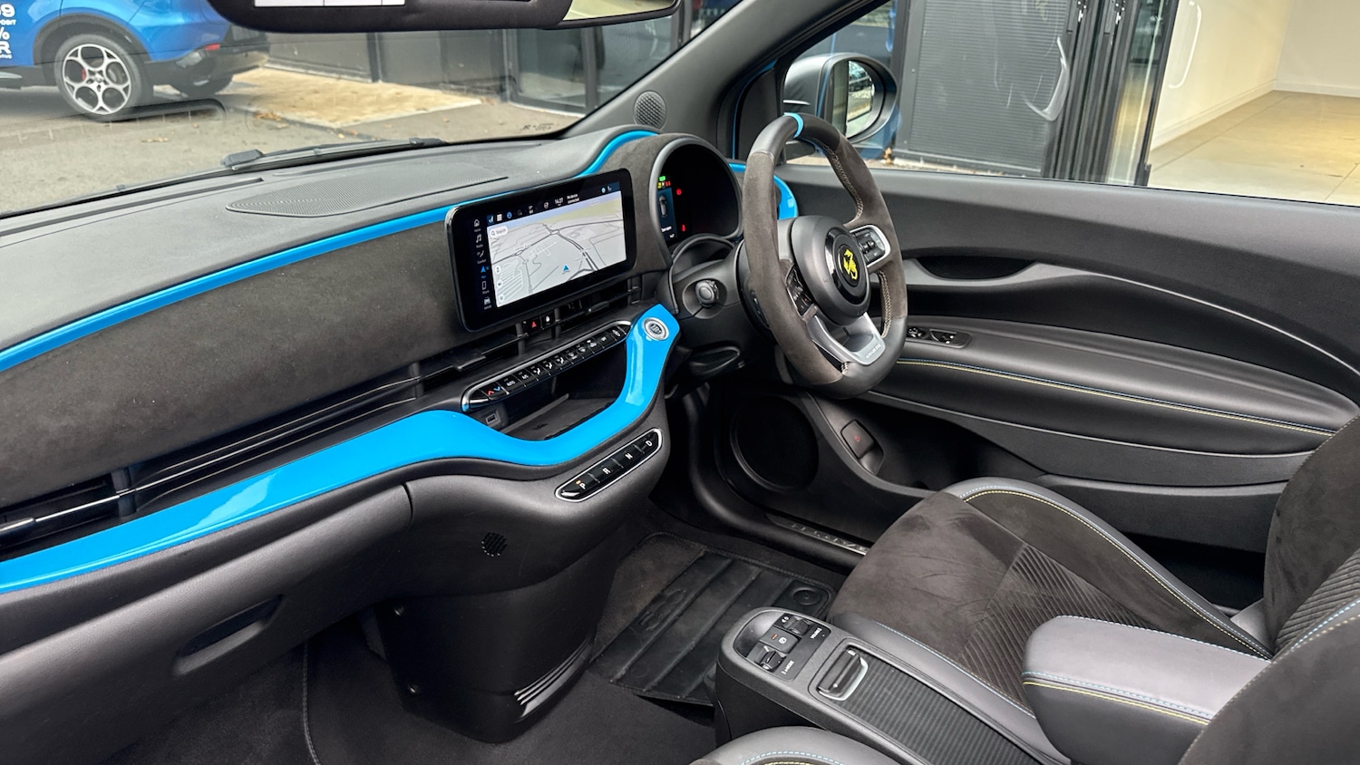 Used Abarth 500C 2024 for sale - 76500510: Photo 13