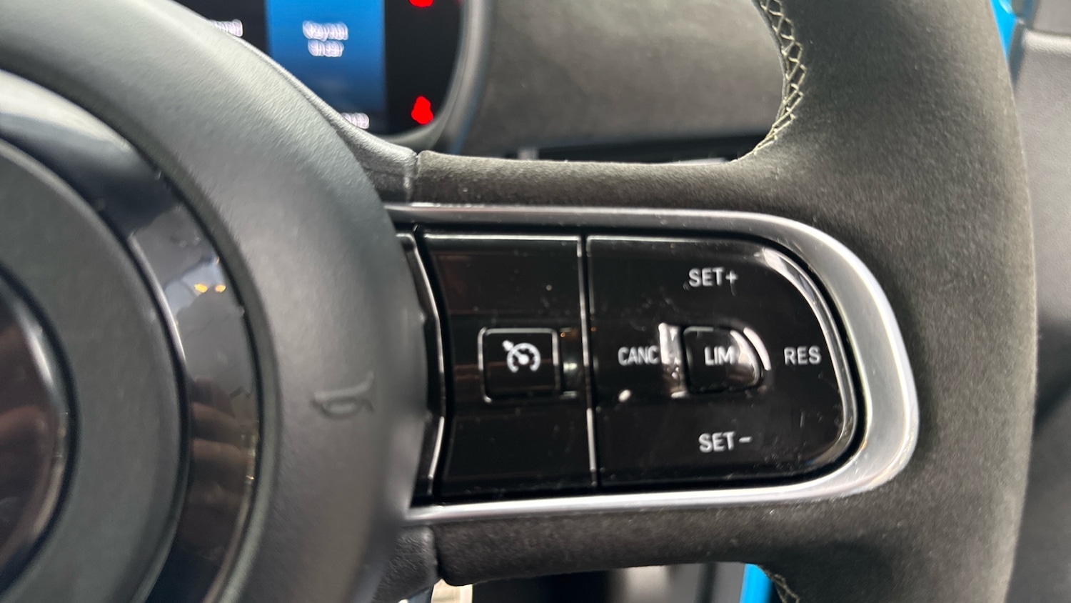 Used Abarth 500C 2024 for sale - 76500510: Photo 25