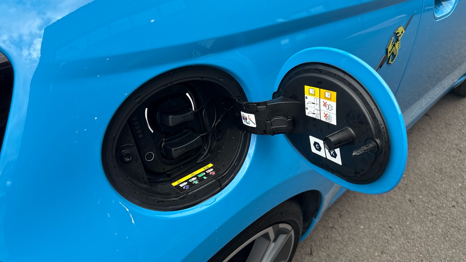 Used Abarth 500C 2024 for sale - 76500510: Photo 50