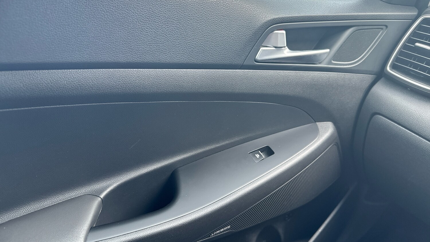 Used Hyundai TUCSON 2018 for sale - 75950511: Photo 41