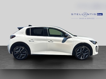 Used Peugeot 208 2024 for sale - 79249629: Photo