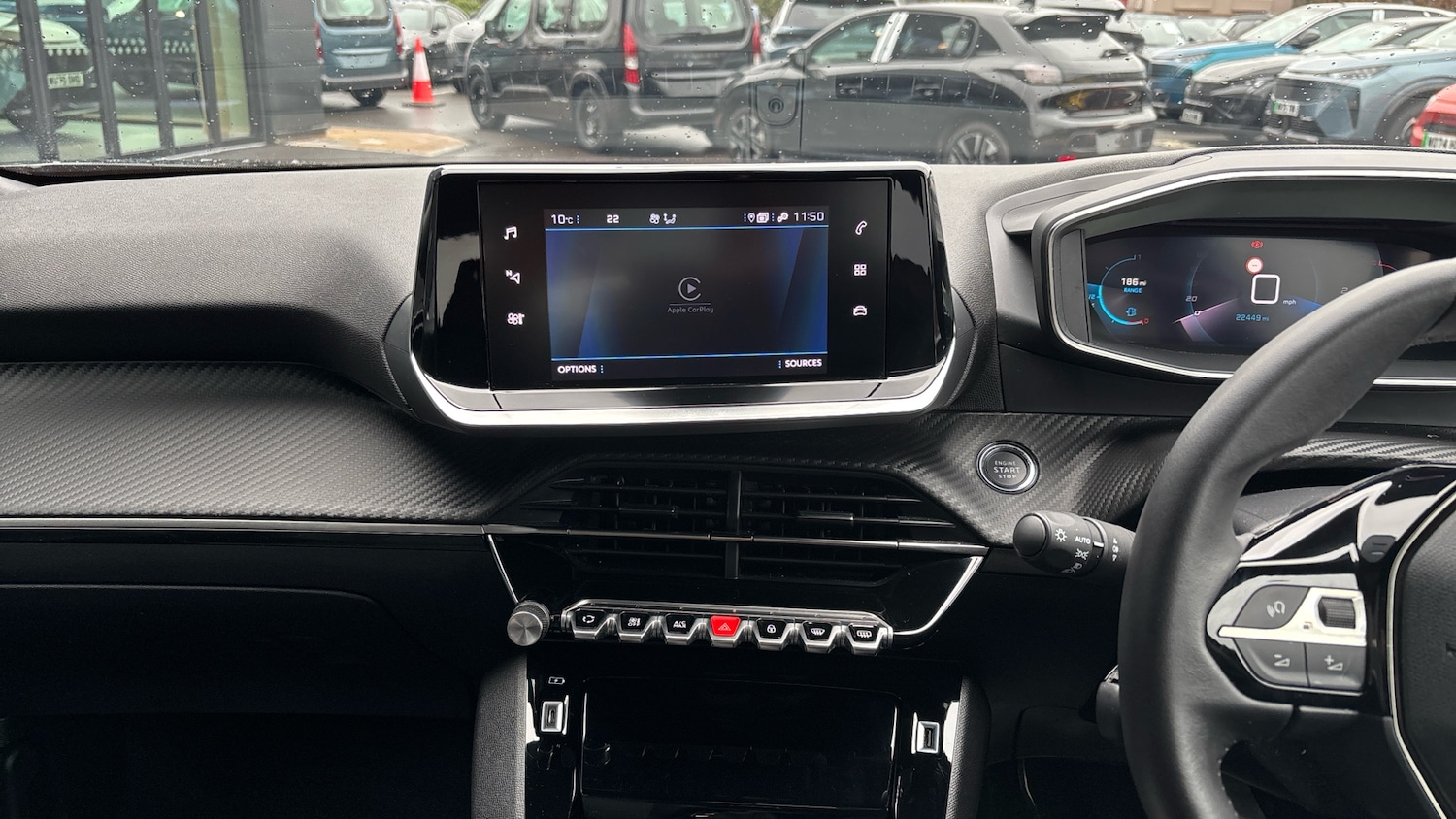 Used Peugeot 2008 2023 for sale - 77441900: Photo 10