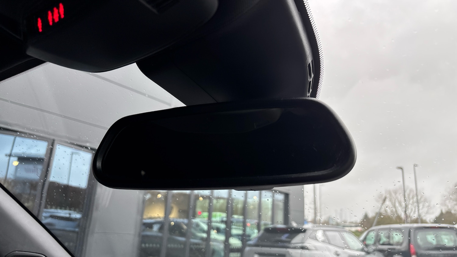 Used Peugeot 2008 2023 for sale - 77441900: Photo 37