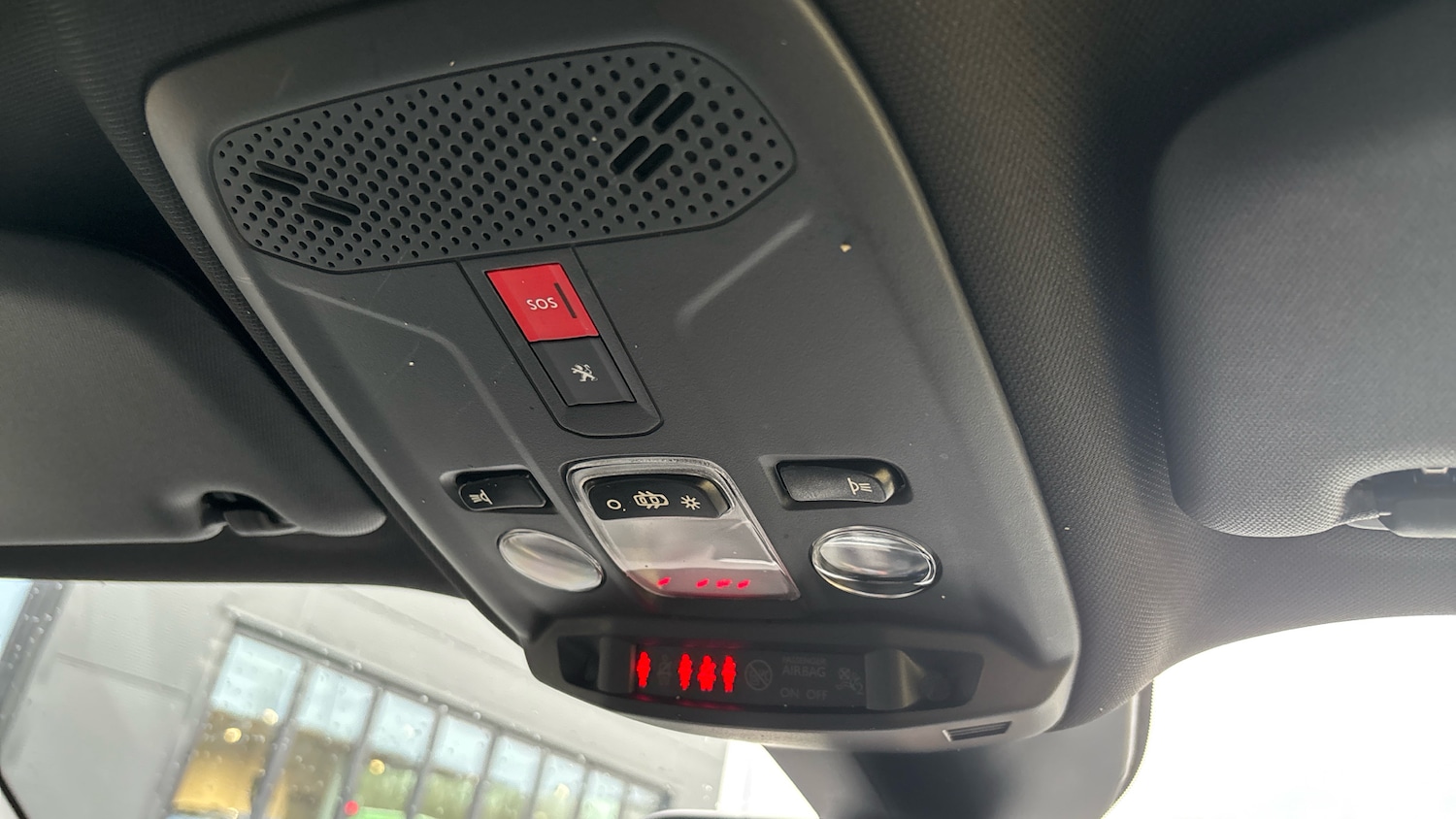 Used Peugeot 2008 2023 for sale - 77441900: Photo 39