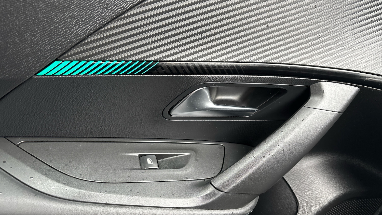 Used Peugeot 2008 2023 for sale - 77441900: Photo 41