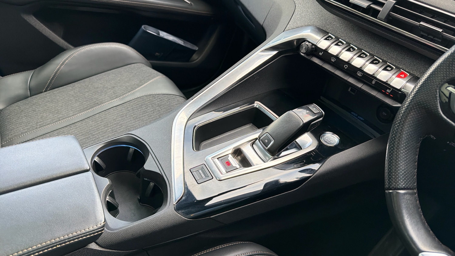 Used Peugeot 3008 2020 for sale - 76887899: Photo 20