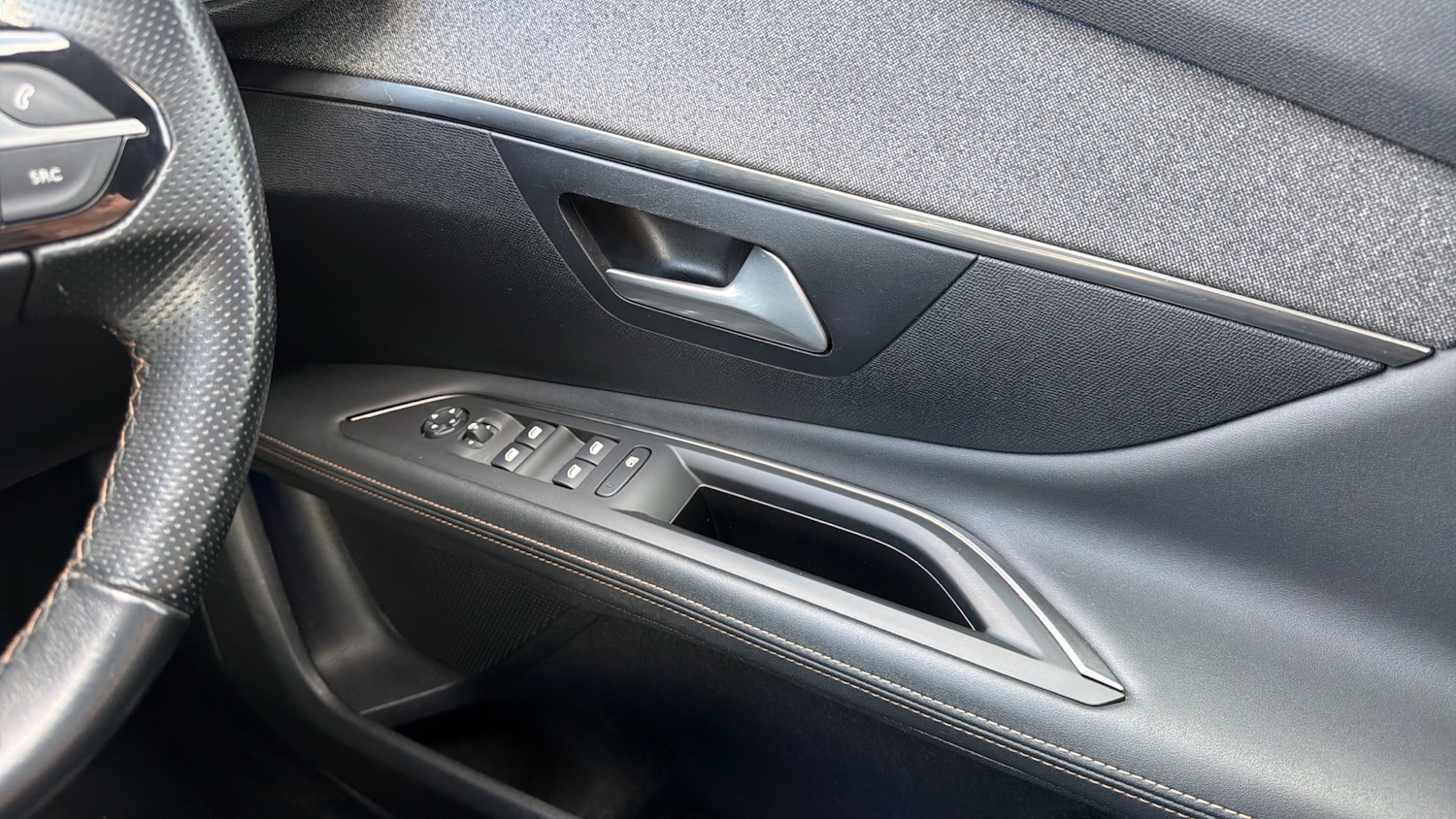 Used Peugeot 3008 2020 for sale - 76887899: Photo 22