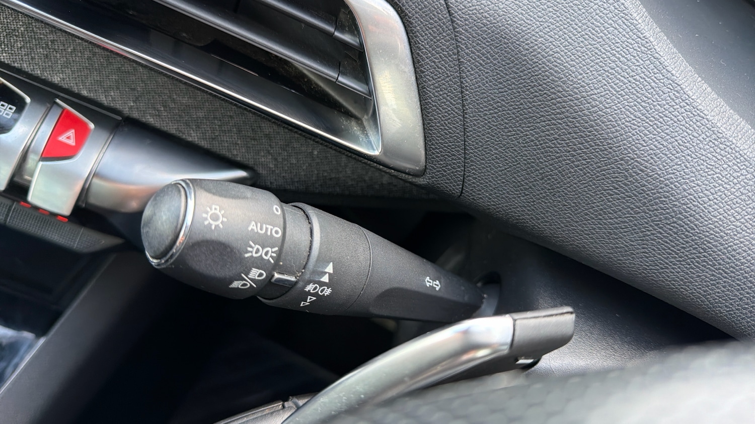 Used Peugeot 3008 2020 for sale - 76887899: Photo 27