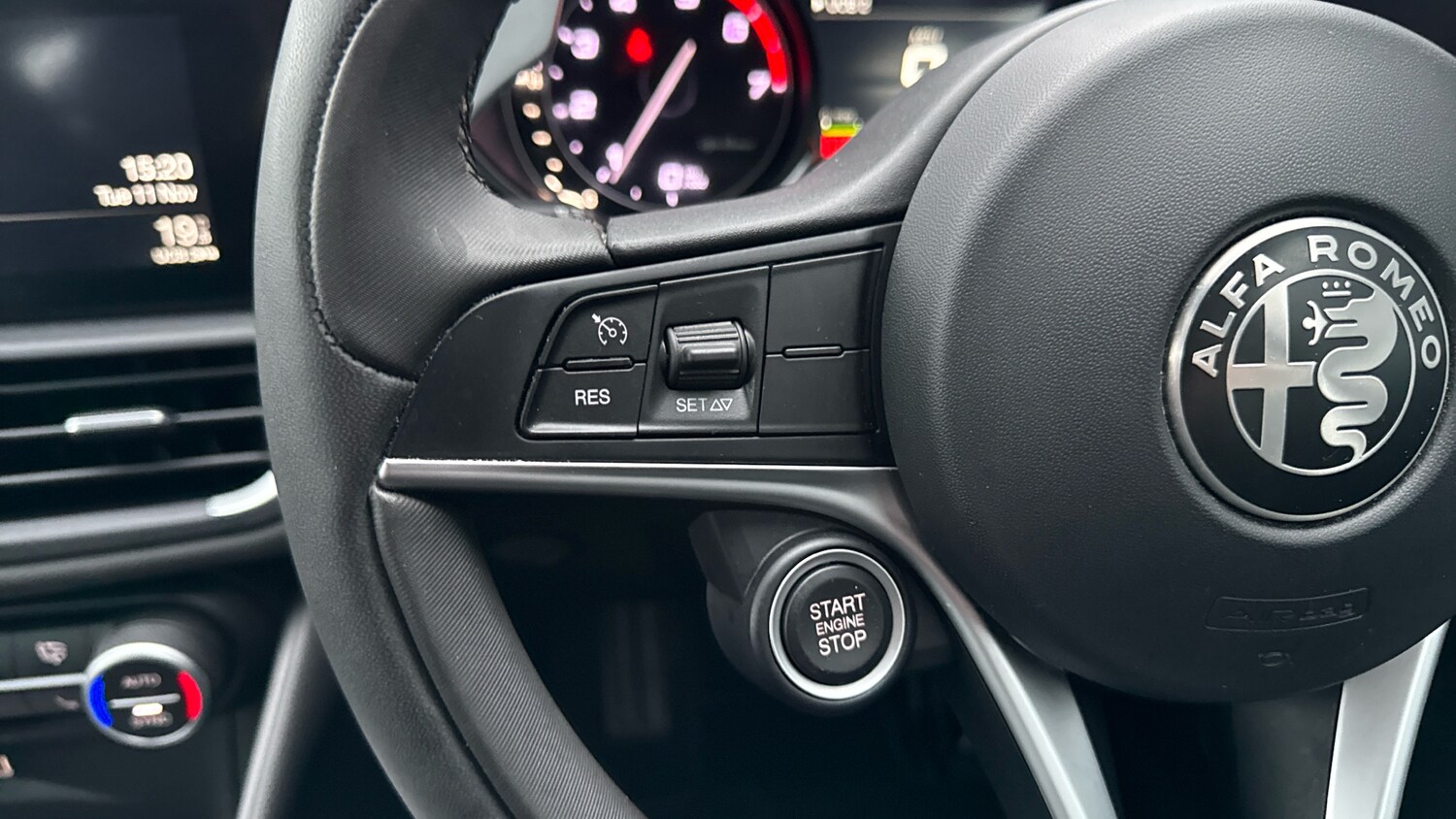 Used Alfa Romeo Giulia 2017 for sale - 76486458: Photo 23