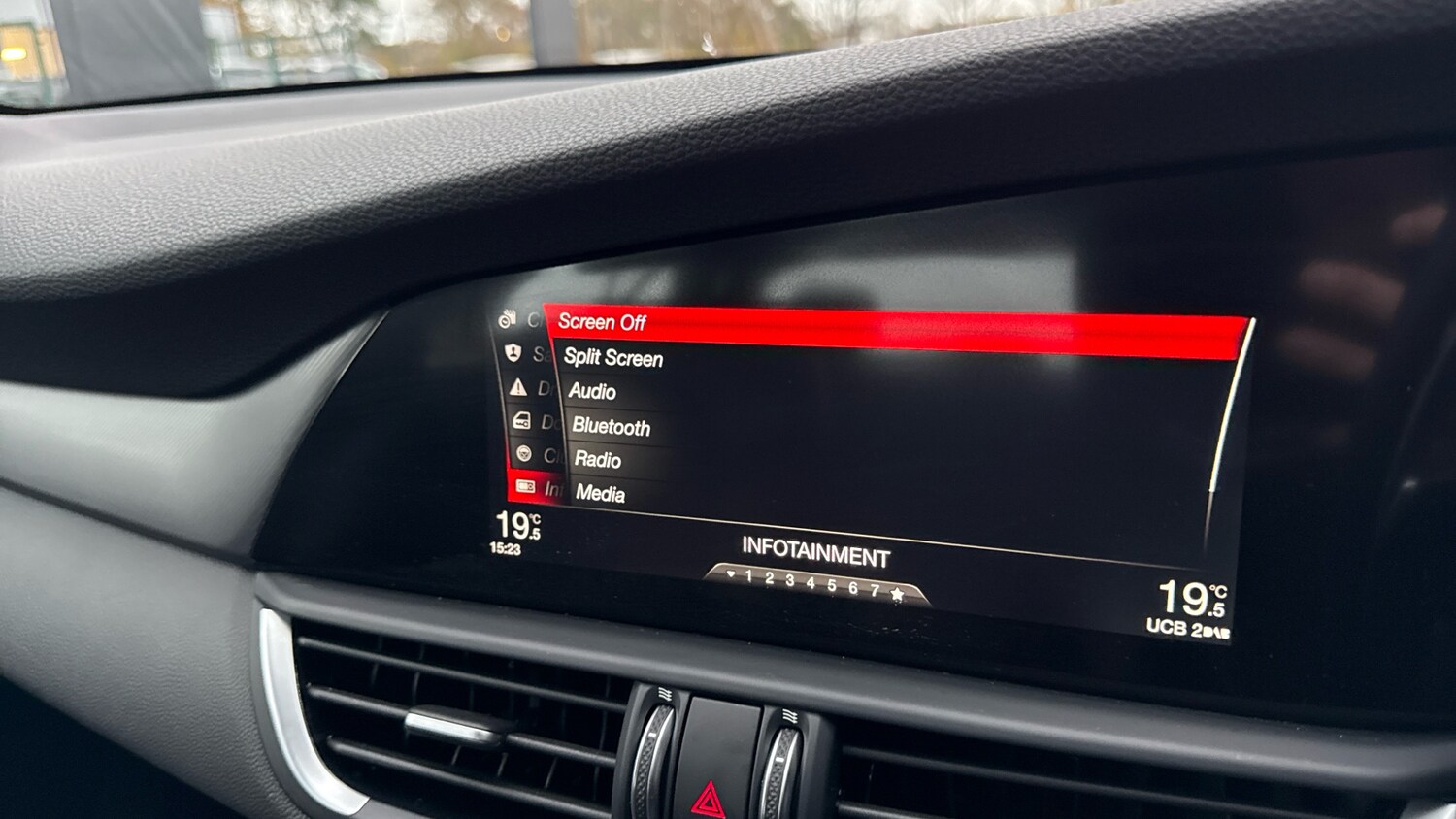 Used Alfa Romeo Giulia 2017 for sale - 76486458: Photo 30