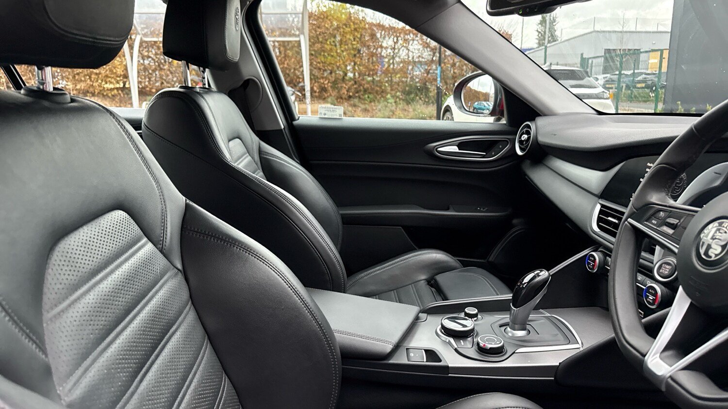 Used Alfa Romeo Giulia 2017 for sale - 76486458: Photo 42