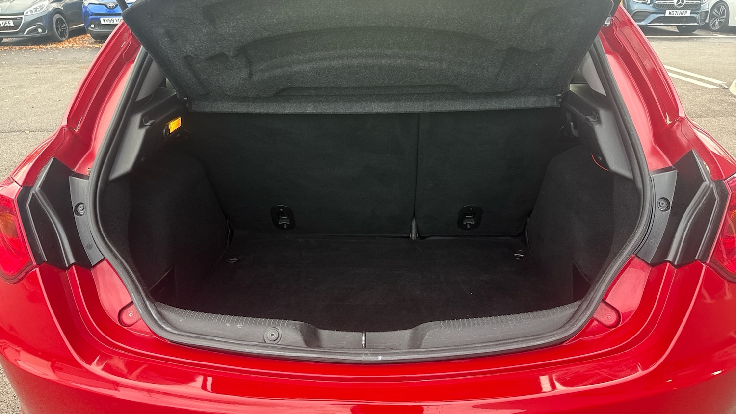 Used Alfa Romeo Giulietta 2014 for sale - 76574230: Photo 19