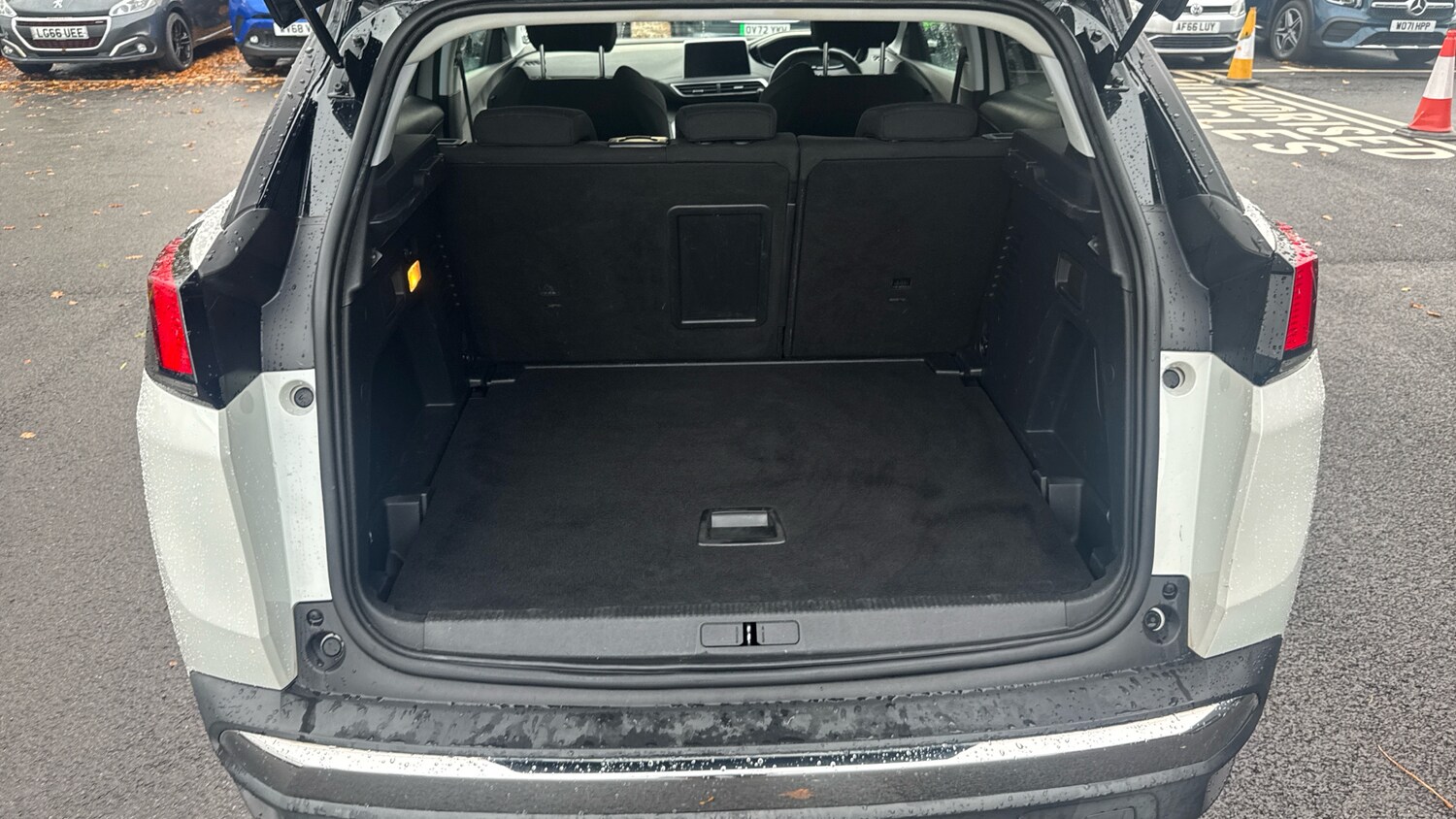 Used Peugeot 3008 2018 for sale - 76486423: Photo 19