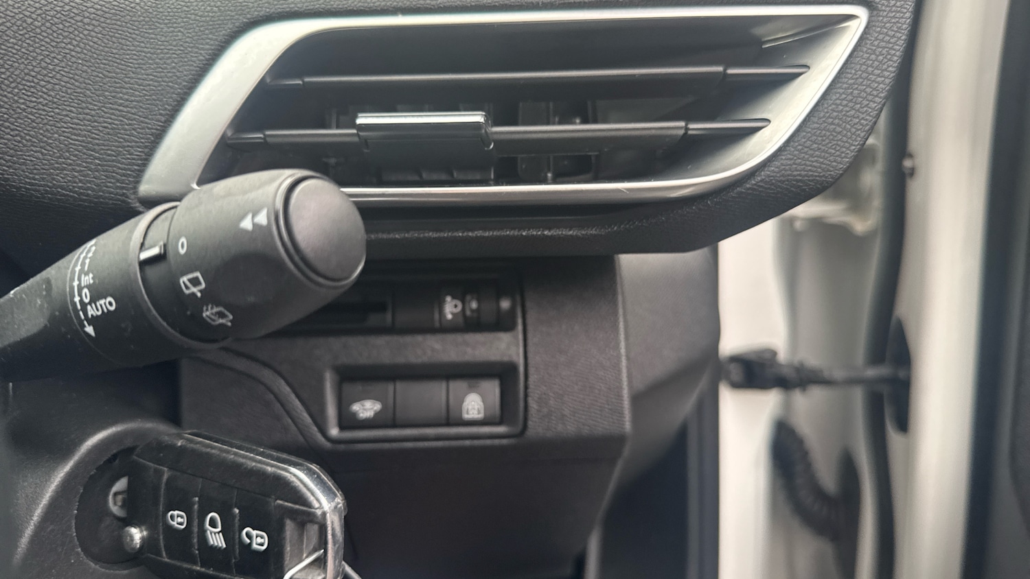 Used Peugeot 3008 2018 for sale - 76486423: Photo 34