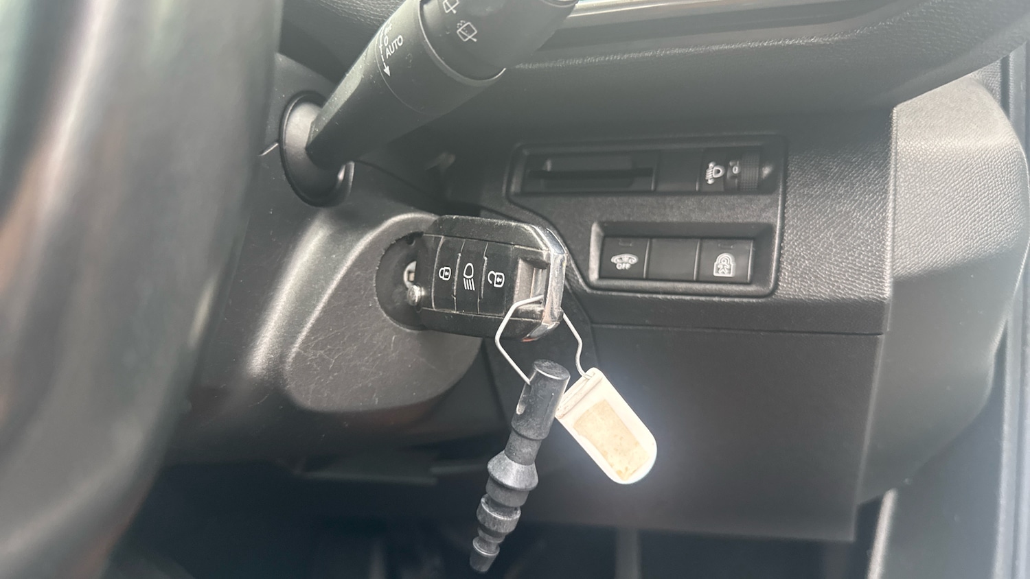 Used Peugeot 3008 2018 for sale - 76486423: Photo 40