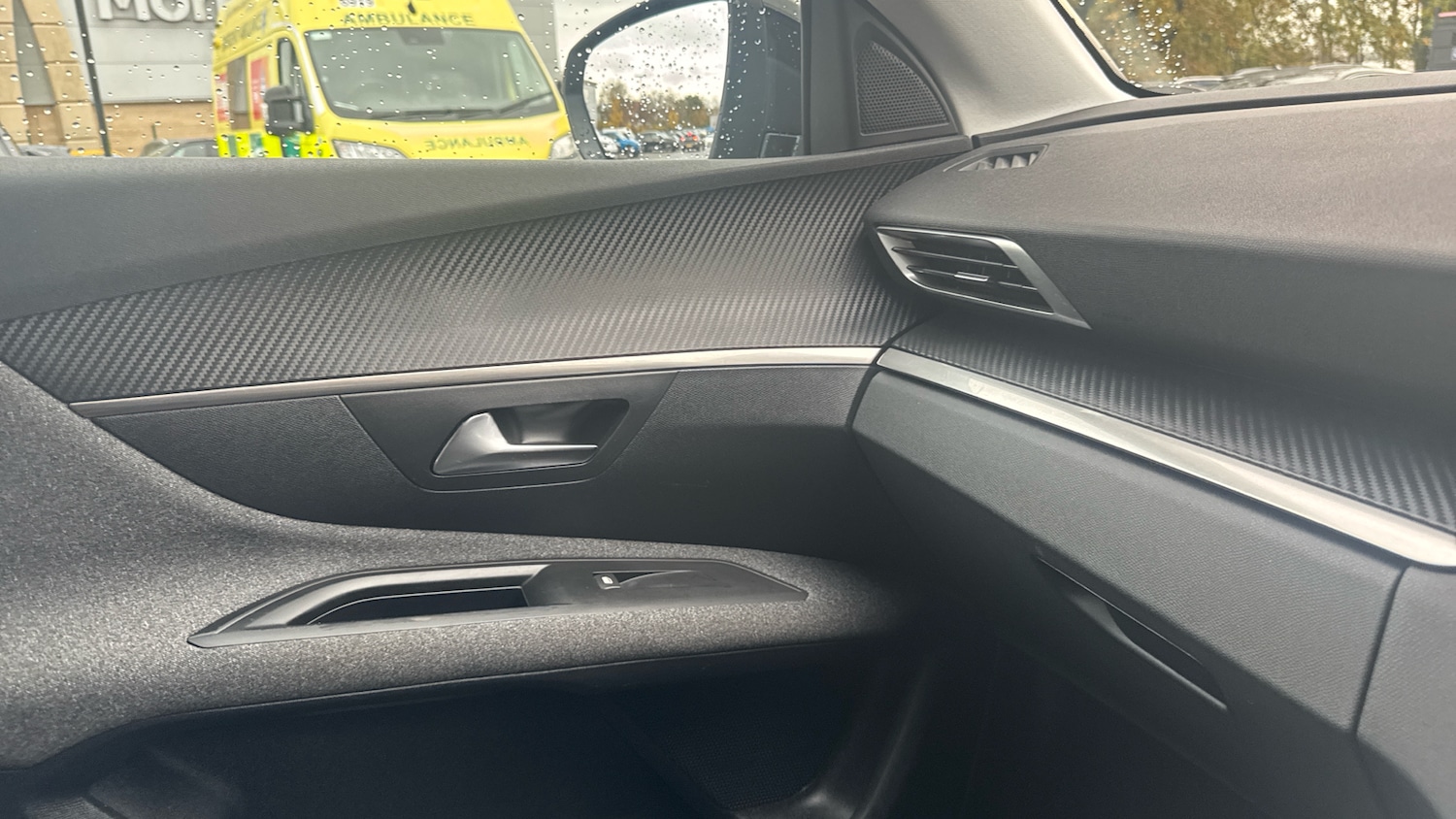 Used Peugeot 3008 2018 for sale - 76486423: Photo 41