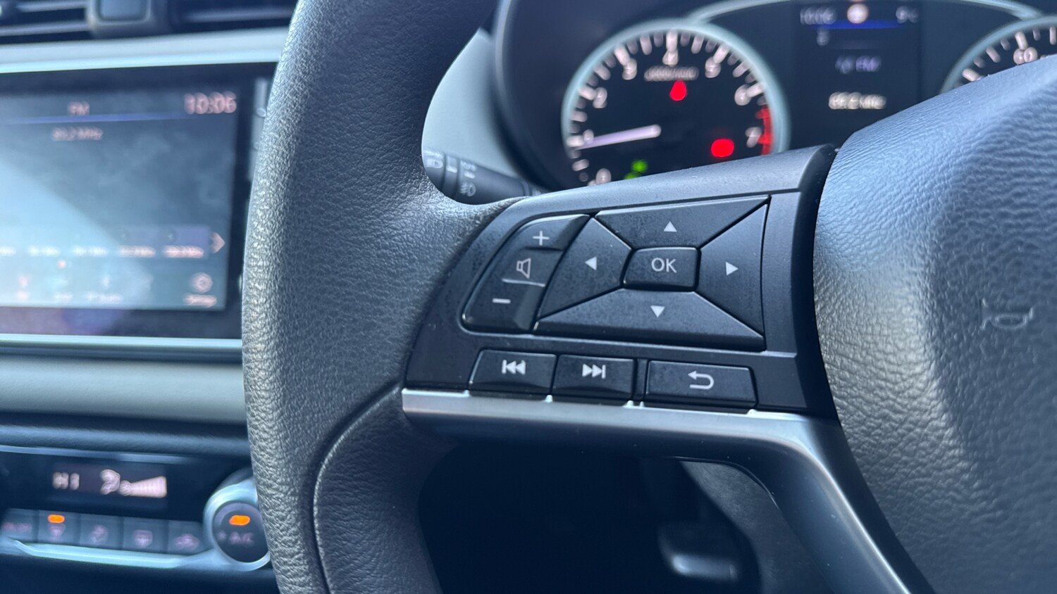 Used Nissan Micra 2021 for sale - 76500536: Photo 23