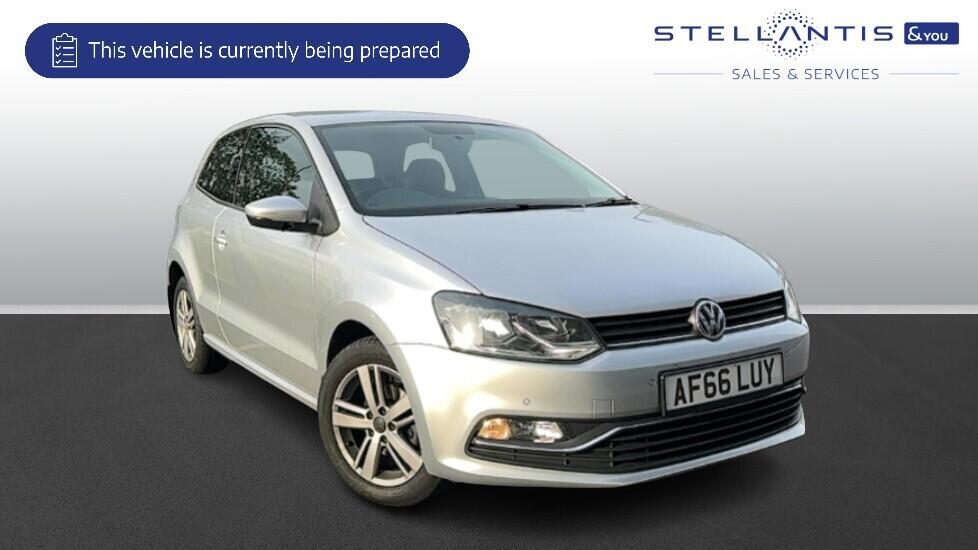 Used Volkswagen Polo 2016 for sale - 76315619: Photo 1