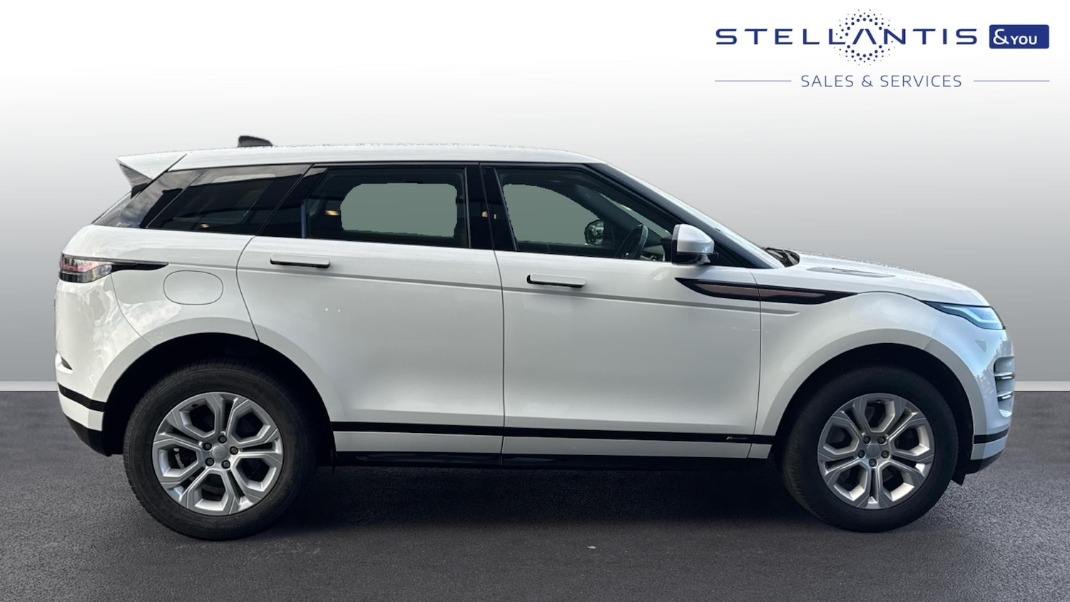 Used Land Rover Range Rover Evoque 2020 for sale - 76318422: Photo 2