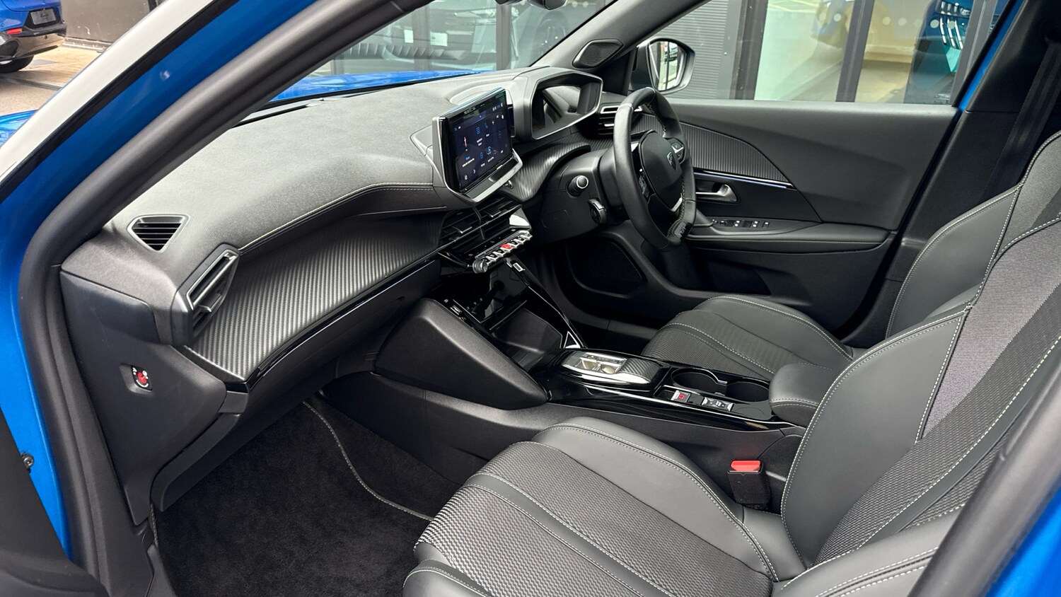 Used Peugeot 2008 2024 for sale - 76248396: Photo 12