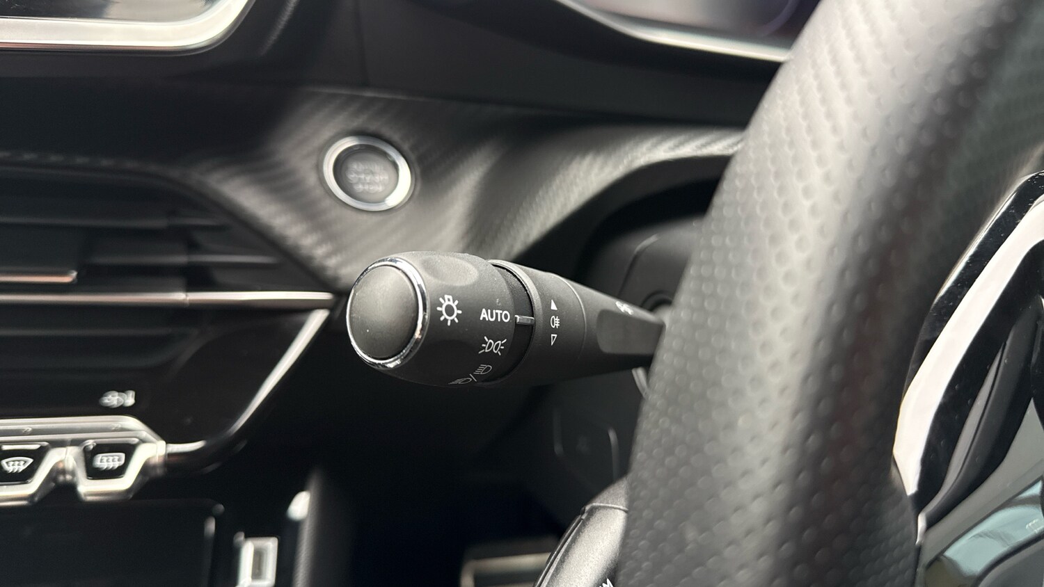 Used Peugeot 2008 2024 for sale - 76248396: Photo 27