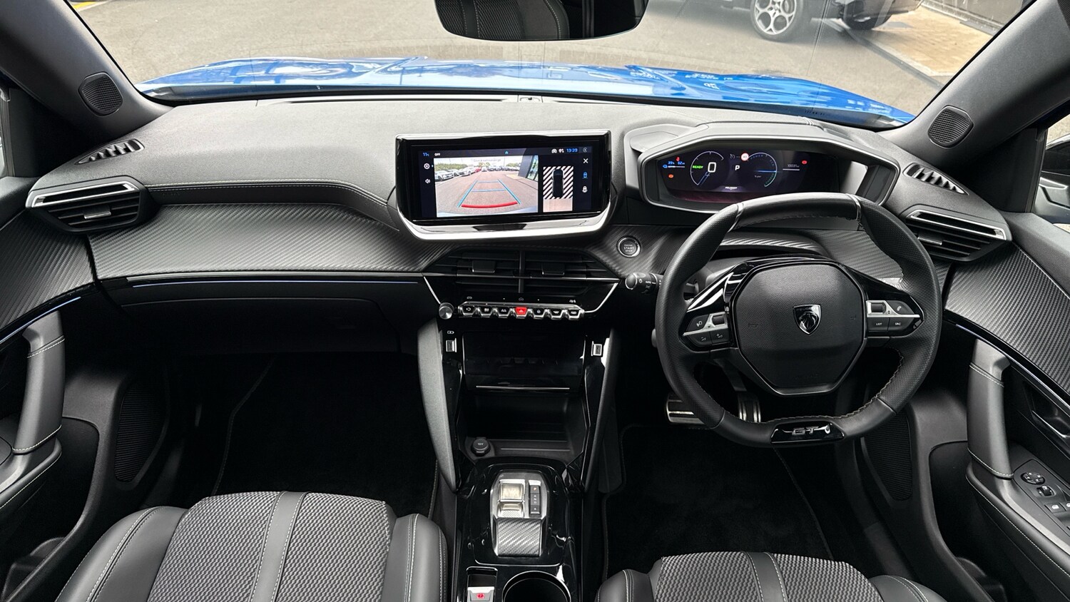 Used Peugeot 2008 2024 for sale - 76248396: Photo 4