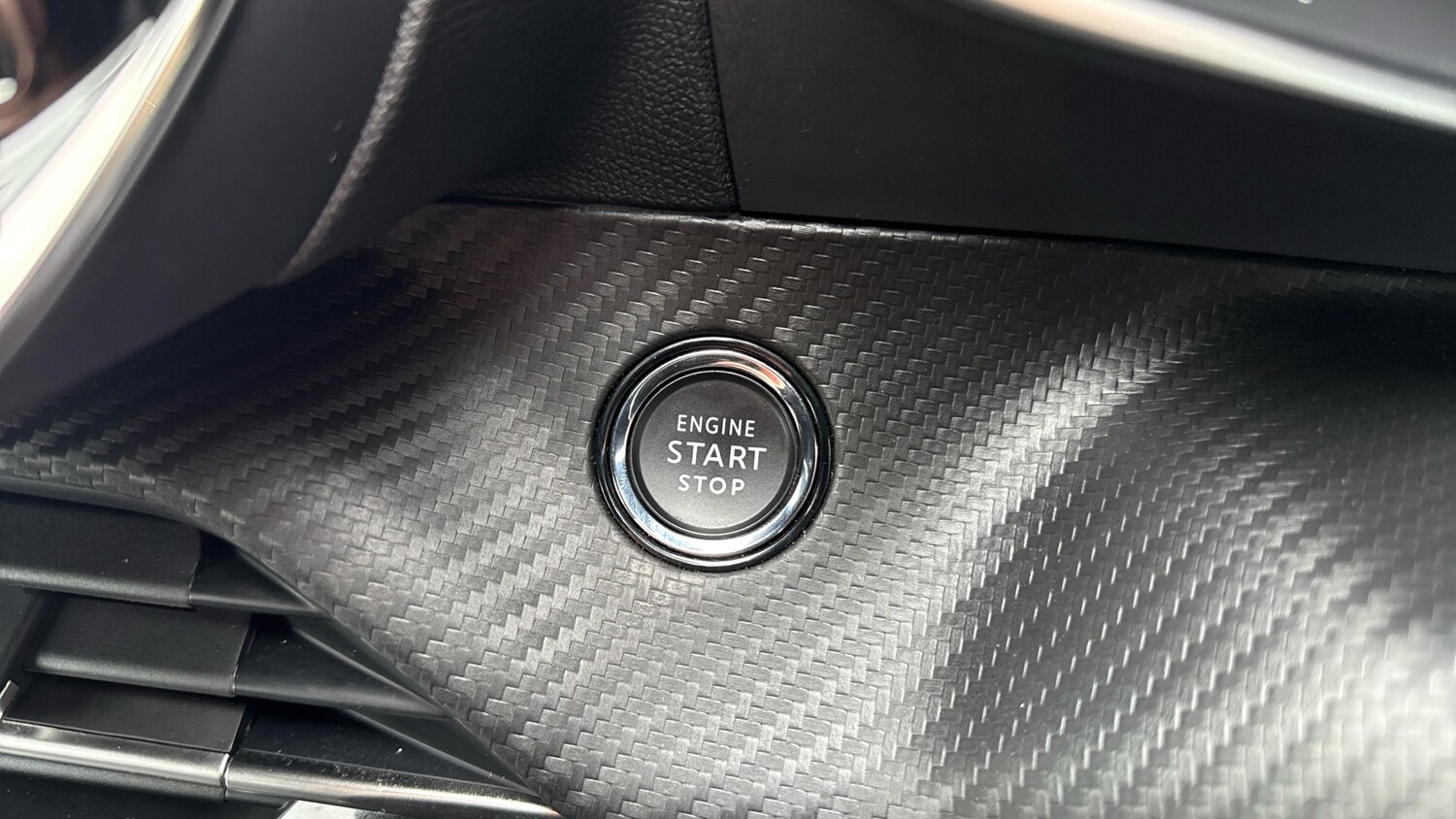 Used Peugeot 2008 2024 for sale - 76248396: Photo 40