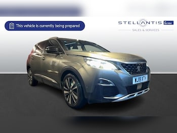 Peugeot 5008 feature image