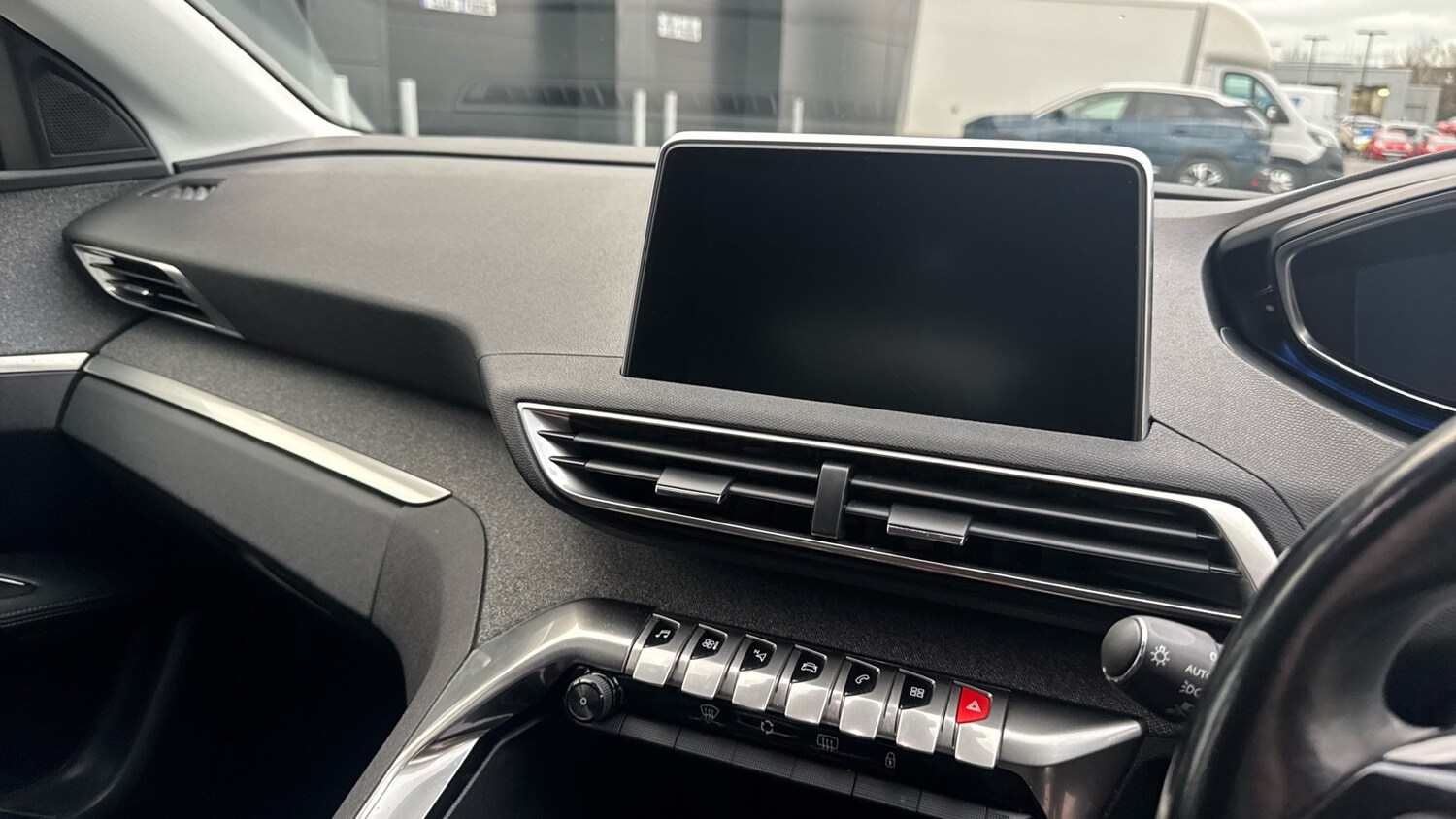 Used Peugeot 3008 2019 for sale - 76787636: Photo 11