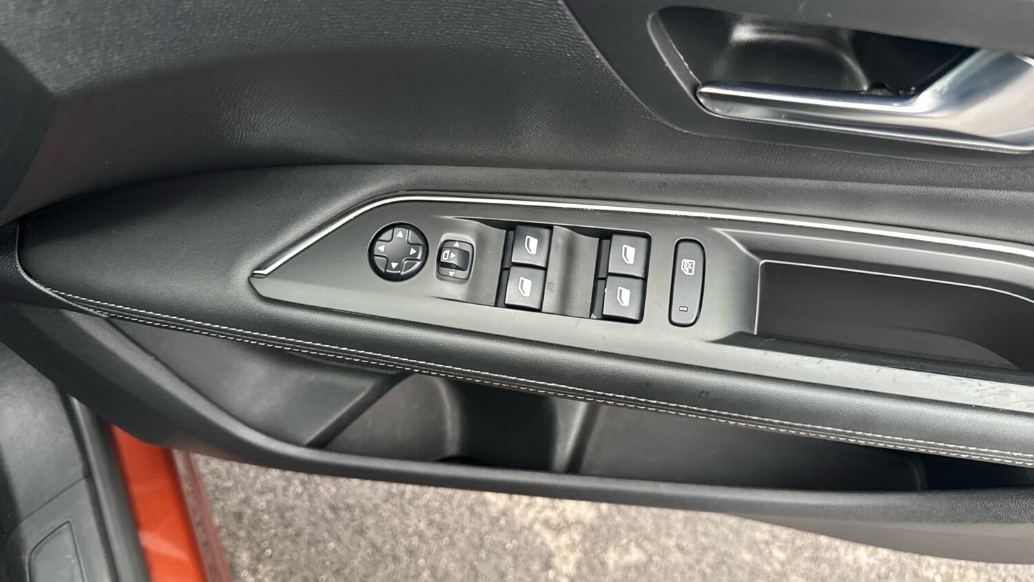 Used Peugeot 3008 2019 for sale - 76787636: Photo 23