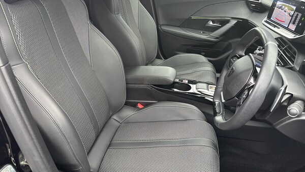 Used Peugeot 2008 2024 for sale - 76190363: Photo 42