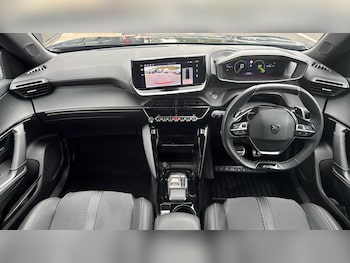 Used Peugeot 2008 2024 for sale - 76190363: Photo 4
