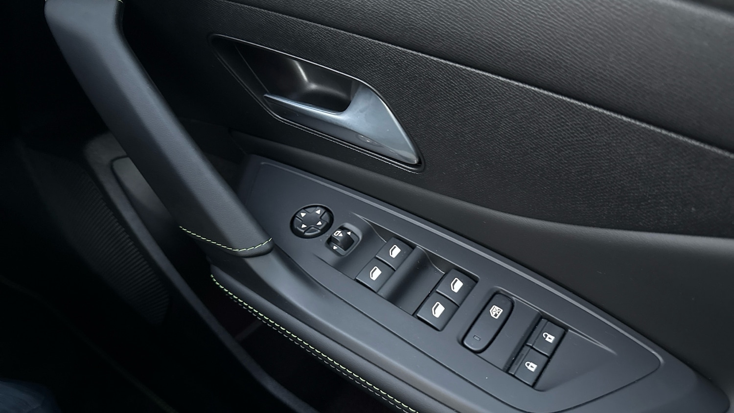 Used Peugeot 308 SW 2025 for sale - 76840359: Photo 22