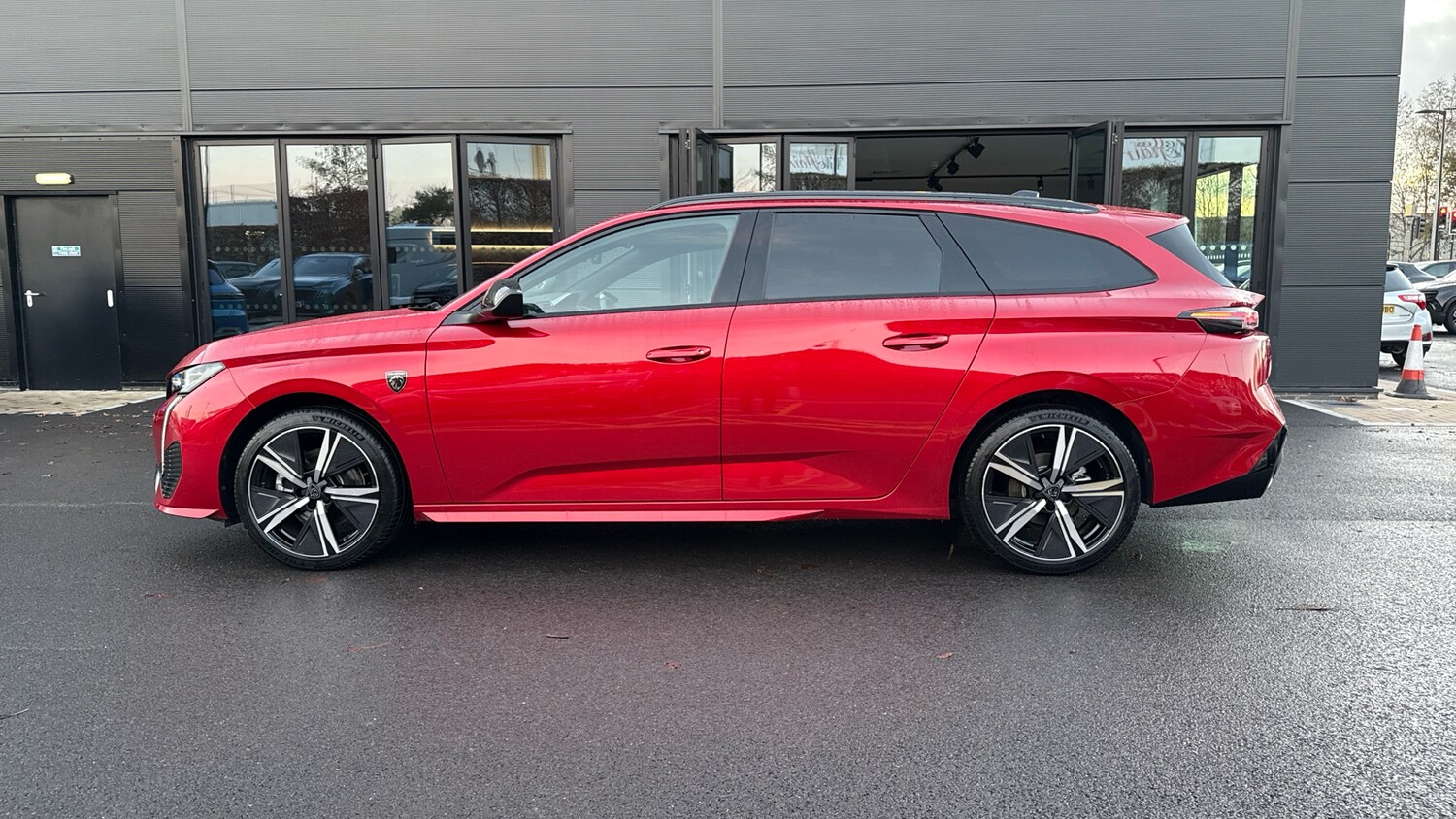 Used Peugeot 308 SW 2025 for sale - 76840359: Photo 6