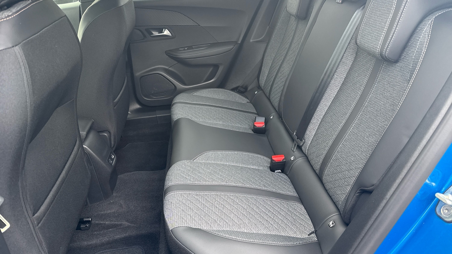 Used Peugeot 2008 2025 for sale - 77659716: Photo 33