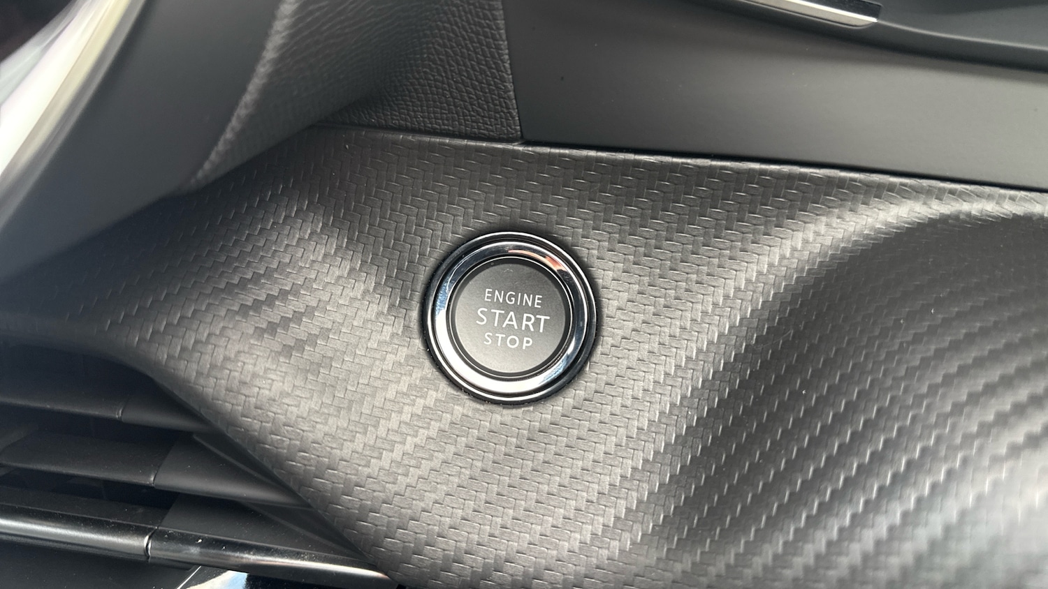 Used Peugeot 2008 2025 for sale - 77659716: Photo 40