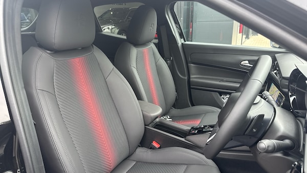 Used Alfa Romeo Junior 2025 for sale - 75636226: Photo 32
