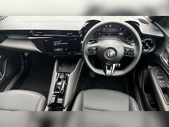 Used Alfa Romeo Junior 2025 for sale - 75636226: Photo