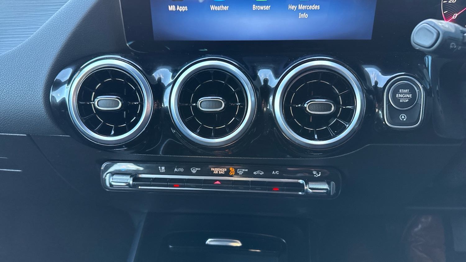 Used Mercedes-Benz GLA 2024 for sale - 76586386: Photo 11