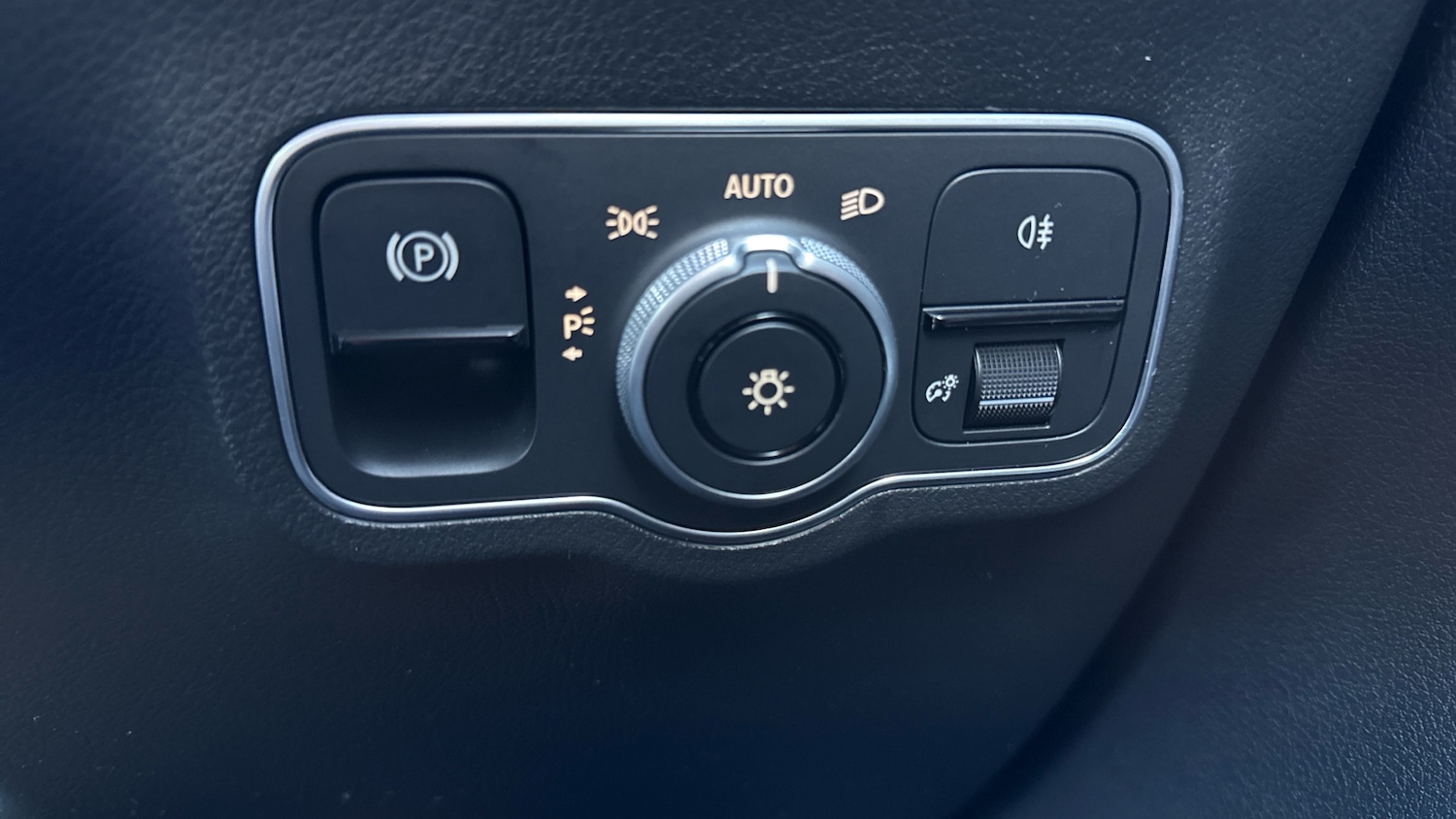 Used Mercedes-Benz GLA 2024 for sale - 76586386: Photo 35