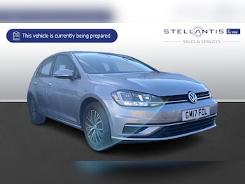 Used Volkswagen Golf 2017 for sale - 78128711: Photo