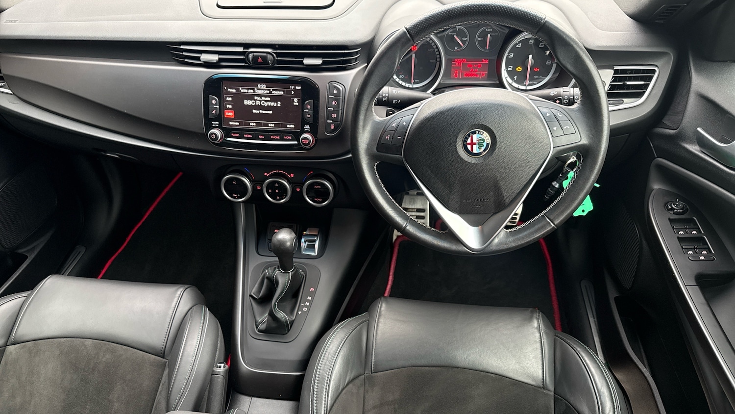 Used Alfa Romeo Giulietta 2014 for sale - 76202068: Photo 4